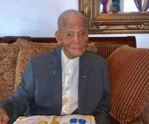 Glen Solomon impulsó el Día Nacional de la Biblia en Honduras durante su paso como diputado en los 80.
