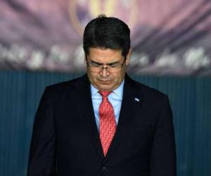 Mientras el mundo hablaba sobre un posible indulto, ya que la noticia trascendió primero como un anuncio, Juan Orlando Hernández asegura que vivió una “situación complicada”.