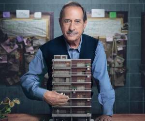 En esta entrega, el conserje más famoso de Argentina alcanza su máximo poder mientras enfrenta una conspiración que amenaza con llevarlo a la ruina.