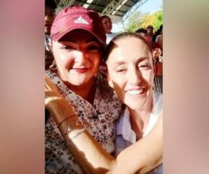 La tarde del pasado lunes -17 de noviembre- Karina Aurora Díaz Hernández, regidora del ayuntamiento de Palizada, fue víctima de un ataque armado que le costó la vida. La funcionaria de 57 años, recibió alrededor de nueve disparos por sicarios, mientras regresaba a su casa en su vehículo.