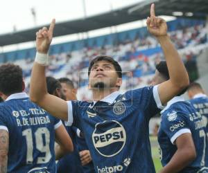 Portillo sorprendió a Olimpia con gol de camerino en el Nacional.