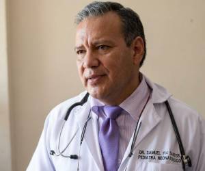 Samuel Santos, presidente del Colegio Médico de Honduras (CMH), afirmó que la institución carece de competencia legal para investigar la red de clínicas clandestinas.