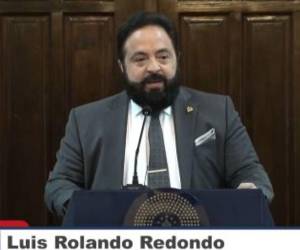 Luis Redondo brindó conferencia tras concluir la reunión de comisión permanente.