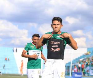 Imágenes del desarrollo del partido.