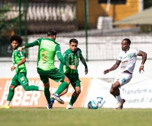 Imágenes del desarrollo del partido.