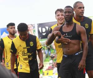 Darixon Vuelto soltó zurdazo desde fuera del área para darle el empate a Real España.