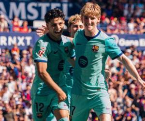 Xavi Espart no perdonó en la primera ocasión de peligro que generó el Barcelona.