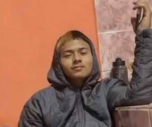 La Policía ecuatoriana encontró este domingo cinco cabezas humanas colgadas de unos palos de caña en la playa del municipio de Puerto López, de la provincia de Manabí, una de las más golpeadas por la ola de violencia criminal sin precedentes que registra el país andino. ¿Quiénes son las víctimas? Aquí los detalles.