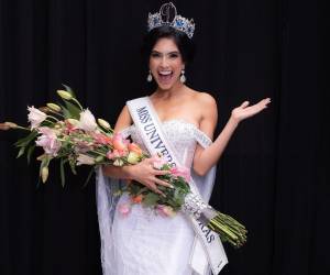 Luisa Pineda, representante de San Francisco de Yojoa, es la nueva Miss Honduras Universo. La candidata se impuso ayer en una final realizada en San Pedro Sula, y recibió la corona de manos de la reina saliente, Alejandra Fuentes.