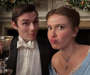 Millie Bobby Brown vuelve a ponerse en la piel de Enola Holmes en una nueva película que ya lidera el ranking semanal de Netflix.