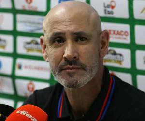 Eduardo Espinel también habló de lo complicado que fue jugar en Catacamas por el calor.