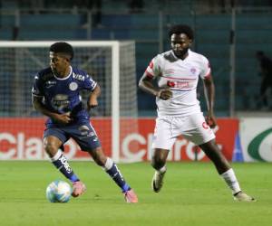 Imágenes del desarrollo del partido.