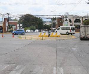 El proyecto también se enmarca en la necesidad de reordenar la salida al sur, uno de las vias más conflictivos de la capital por el alto flujo de vehículos que circulan diariamente hacia y desde las colonias periféricas.