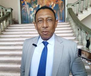 El jefe de la bancada del Partido Nacional en el Congreso Nacional, Carlos Eduardo Cano, se reunió con el presidente de la República, Nasry Asfura y el secretario privado, donde abordaron diversos temas.