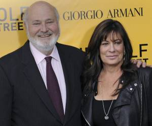 La muerte de Rob y Michele se está investigando como un homicidio.