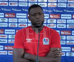 Yustin sorprendió a todos con sus declaraciones en conferencia de prensa.