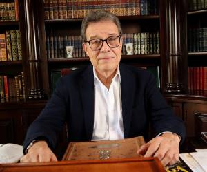 Desde este jueves, 18 de junio, Arístides Mejía asumió como magistrado en el TJE.