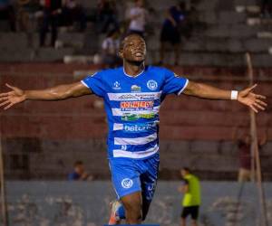 Victoria sonríe en La Ceiba ante Los Lobos de la UPN.