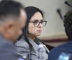 ¿Cuál es el paradero de Isis Cuéllar tras la orden de captura por corrupción en Sedesol? ¿Qué se sabe de ella? Esto es lo que se conoce sobre la diputada de Libertad y Refundación (Libre) y el requerimiento fiscal que el Ministerio Público (MP) le giró.