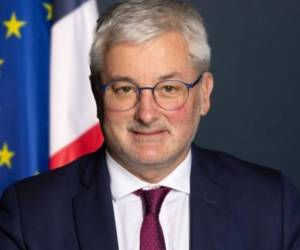 El embajador de Francia en Honduras, Cédric Prieto, contó cómo brindó refugio a la consejera Ana Paola Hall, para que no fuera capturada por el oficialismo de ese momento.