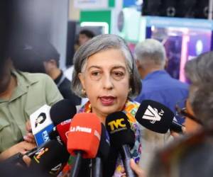 El precio de los carburantes volvió a subir esta semana en Honduras, con incrementos de hasta 4.87 lempiras por galón en la gasolina superior.