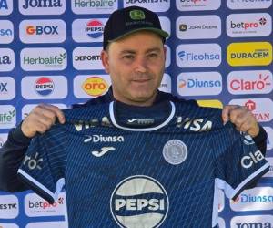 Javier López alarga su contrato con el Motagua