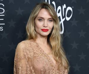 A más de una década de haberse sometido a la cirugía, Jolie confesó que se trata de una historia muy personal para mí.