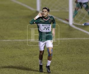 Imágenes del desarrollo del partido.