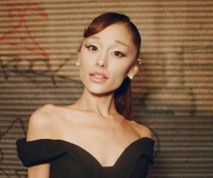 La cantante estadounidense Ariana Grande aseguró en su último concierto que la decisión de tomarse un descanso tras finalizar su gira no fue algo reactivo ni impulsivo, pese a la avalancha de comentarios que ha recibido en los últimos meses sobre su estado de salud.