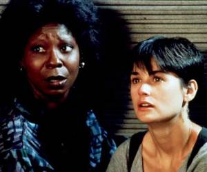 Whoopi Goldberg habló sobre su vida sexual en The View, el programa que conduce desde hace décadas, ante sus compañeras de panel y el público en vivo, sin rodeos ni eufemismos, como parte de una conversación que empezó con un artículo de revista y terminó convirtiéndose en uno de los momentos más comentados en la televisión estadounidense.