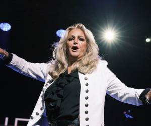 El último adiós a la legendaria voz de Total Eclipse of the Heart, Bonnie Tyler, será retransmitido en directo desde Gales para que sus fans de todo el mundo puedan unirse al homenaje.