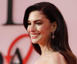 La editora más temida del cine vuelve a los cines. El Diablo Viste a la Moda 2 llega con el mismo reparto, el doble de moda y una pregunta que nadie se esperaba: ¿puede Miranda Priestly perderlo todo?