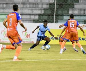 Imágenes del desarrollo del partido.