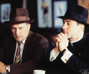 La noticia del deceso fue confirmada por su esposa, la actriz argentina Luciana Pedraza, quien anunció que falleció pacíficamente en su hogar, rodeado de amor y consuelo.