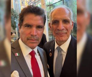 El actor y activista mexicano Eduardo Verástegui se reunió con el presidente de Honduras, Nasry Asfura.