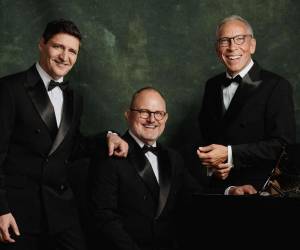 “Eterno” une las voces de Marcos Witt, Marcos Vidal y Marco Barrientos en una producción que exalta la fidelidad de Dios a través del tiempo.