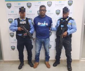 Fermín Alberto García Isaza, quien también utilizaba la identidad de Renán Pich Greham, conocido con el alias de “Paky”, fue capturado por equipos de la Policía Nacional en Puerto Lempira, Gracias a Dios.