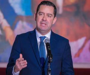 Los Empleados del PNRP amenazan con intensificar bloqueo de carreteras, en diferentes zonas del país sino se les hace efectivo el pago de salarios atrasados, como anunció el gobierno.