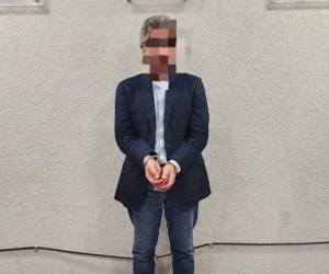 La DPI no precisó la identidad del detenido. Solo informó que es un hombre de 74 años de nacionalidad hondureña y estadounidense, quien llegó a Honduras procedente de Miami.