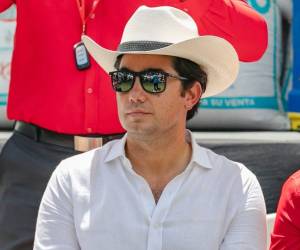 Octavio Pineda confirmó que será precandidato presidencial por el partido Libre.