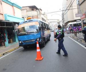 La Alcaldía comenzó a ordenar las avenidas de Comayagüela con restricciones al estacionamiento, carga pesada y circulación del transporte público.