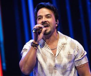 Como puertorriqueño, me siento increíblemente orgulloso de mis raíces y de la oportunidad de celebrar nuestra cultura, dijo el cantante Luis Fonsi.