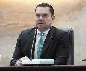 El presidente del Congreso Nacional, Tomás Zambrano, reveló que entregará el informe de juicio político a la Fiscalía.