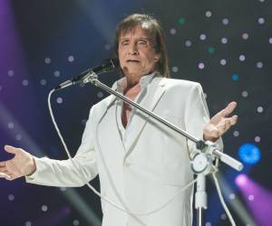 La leyenda de la música brasileña, Roberto Carlos, ha confirmado su esperado regreso a los escenarios de Estados Unidos en 2026 con una gira de cuatro fechas.