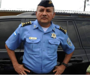“Está quedando al descubierto en Estados Unidos que oficiales de policía y Fuerzas Armadas se confabularon”, declaró Osorto.