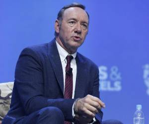 El actor Kevin Spacey vuelve a acaparar titulares tras negar públicamente que sea adicto al sexo, una afirmación que hizo durante su testimonio en un tribunal de Santa Mónica.