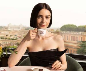 La sexta temporada de Emily en París se estrenará a finales de 2026.