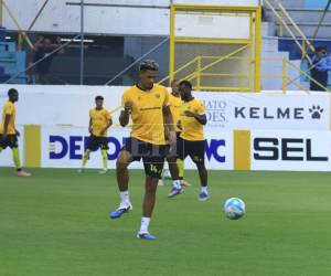 Imágenes del desarrollo del partido.