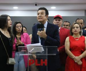 |El candidato presidencial, Salvador Nasralla, declaró que no acepta los resultados y la declaratoria del CNE.