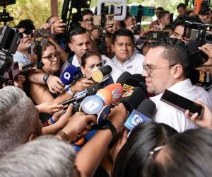 Durante un recorrido por el proyecto de cárcel abandonada en La Acequia, Santa Bárbara, Zambrano se refirió a las acciones que deberán ejecutar las autoridades para cumplir las disposiciones judiciales.